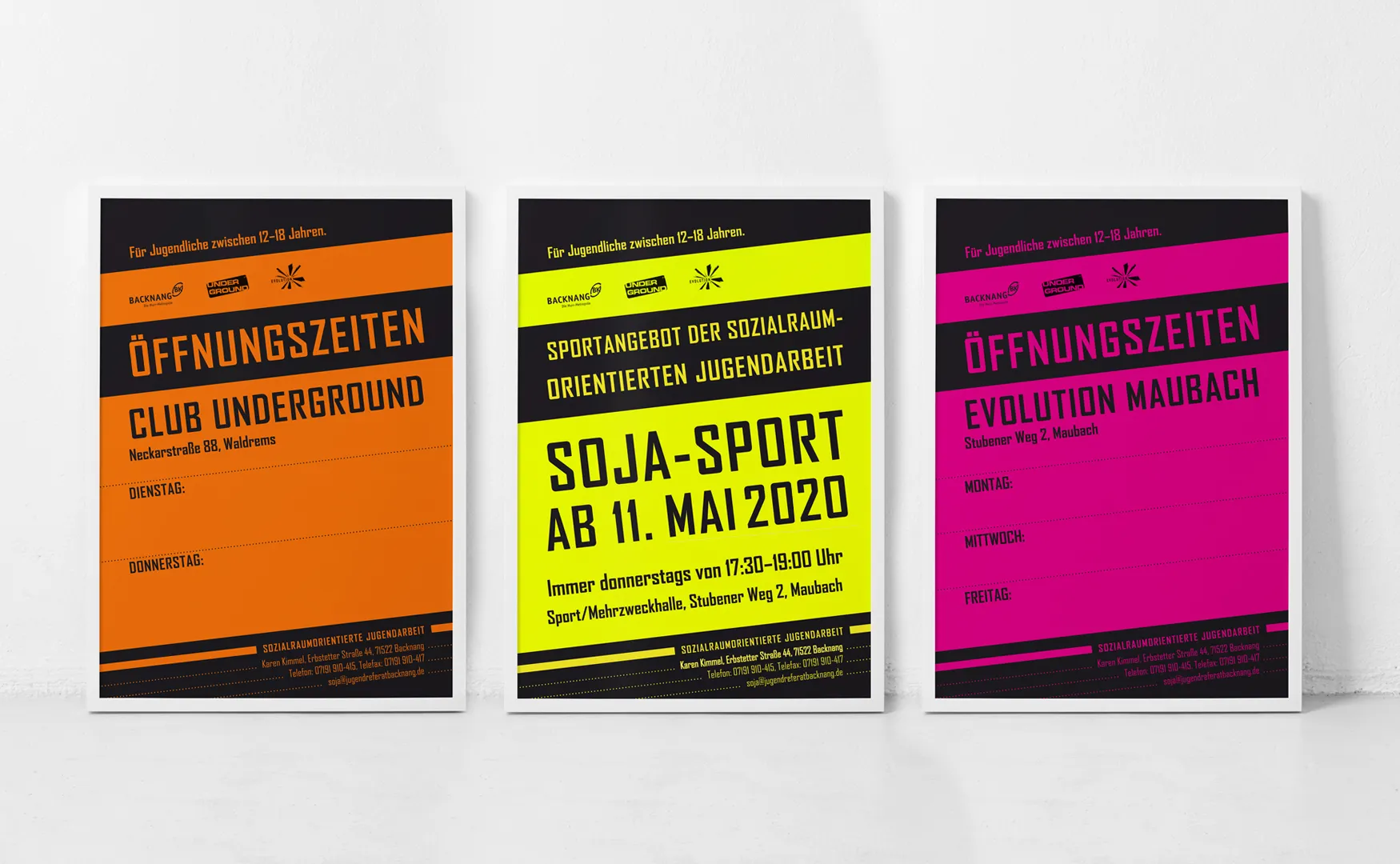 Drei Plakate in Orange, Gelb und Pink für Angebote der Jugendarbeit