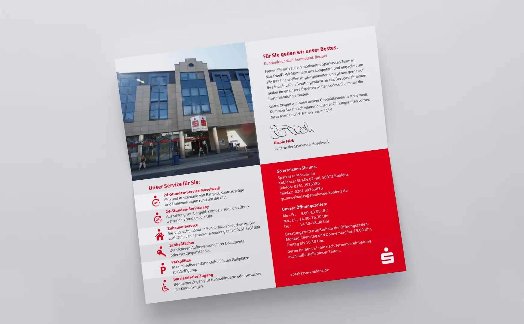 Innenseite des Geschäftsstellenflyers der Sparkasse Moselweiß mit Gebäudefoto und Serviceübersicht